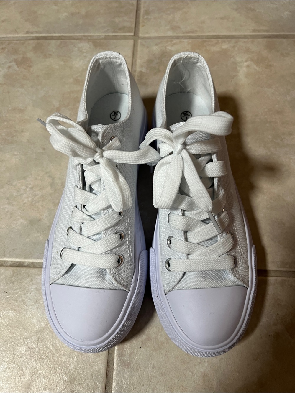 White Women's Canvas Low-Top Platform Sneakers